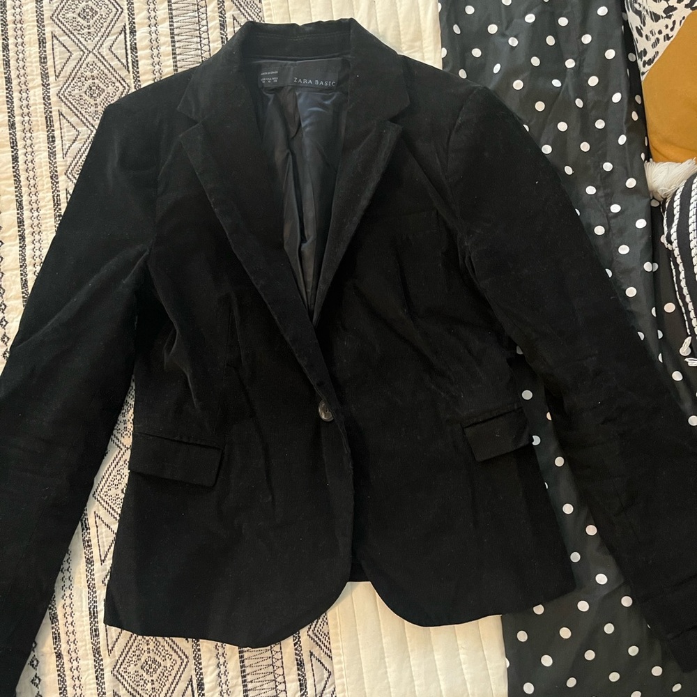 Zara Basic Black Blazer